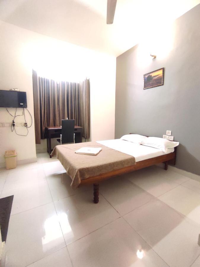 Orkuz Residency Apartment Kochi Luaran gambar